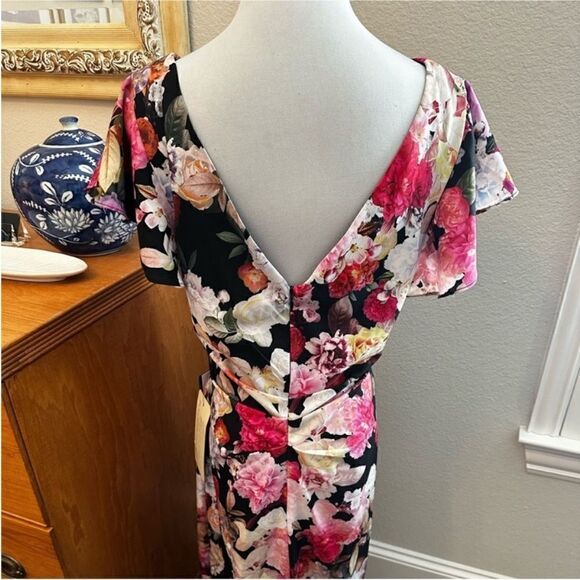 NWT ADRIANNA PAPELL Floral Printed
Draped Sheath Dress-S10 - Picture 5 of 6